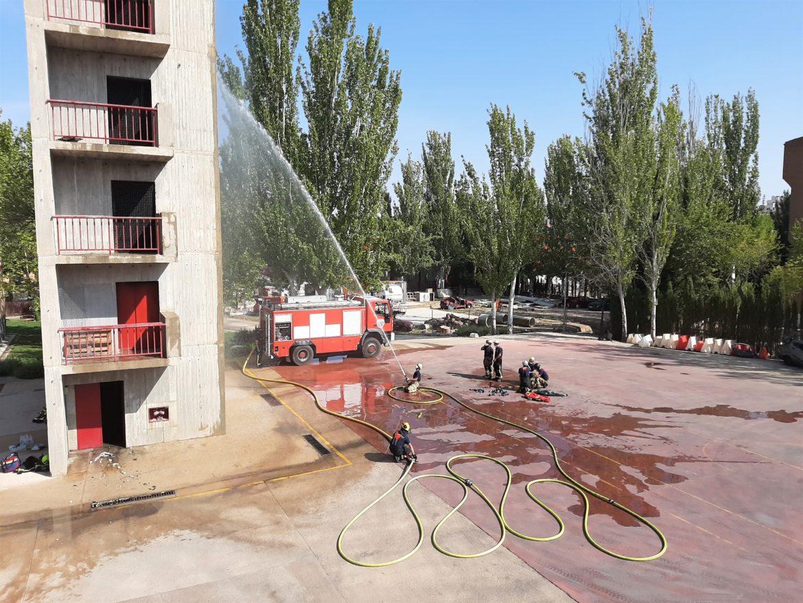 Bomberos de 8 ciudades se formaron en el Parque del Servicio contra incendios de Albacete