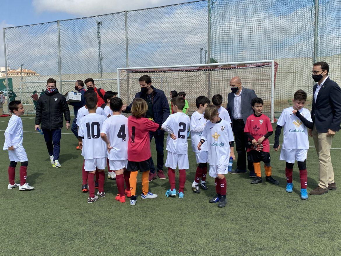 La Liga Globalcaja reunió a los más pequeños en un curso difícil para el fútbol base