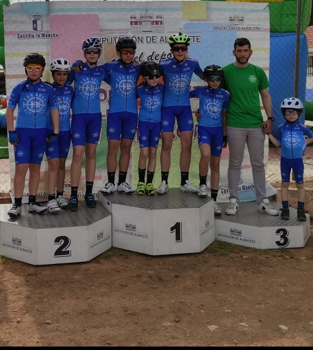 La escuela ciclista Albacete/Héctor Carretero debutó el sábado en Ossa de Montiel