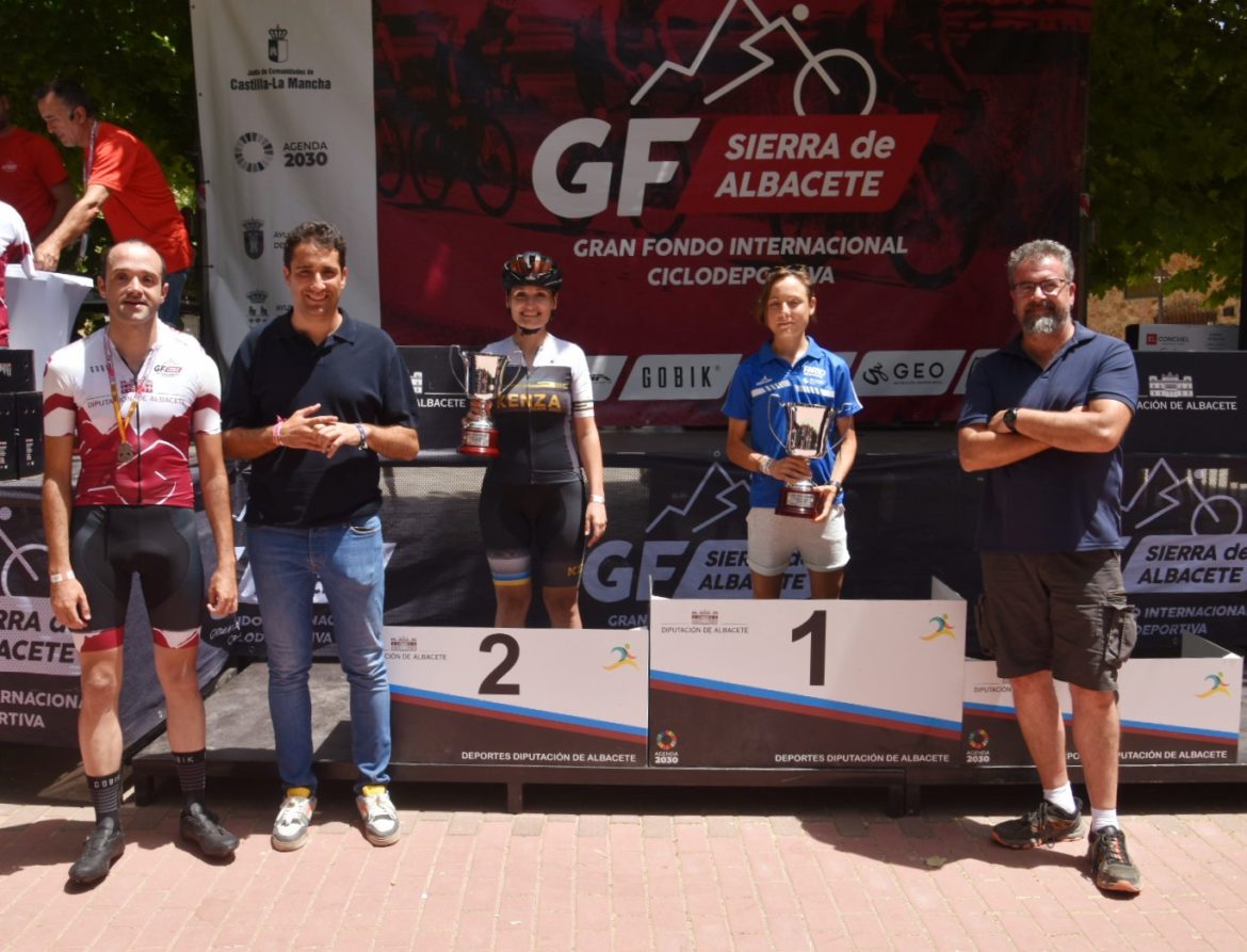 La I Gran Fondo Internacional Ciclodeportiva ‘Sierra de Albacete’ impulsada por la Diputación, un rotundo éxito con más de 500 participantes