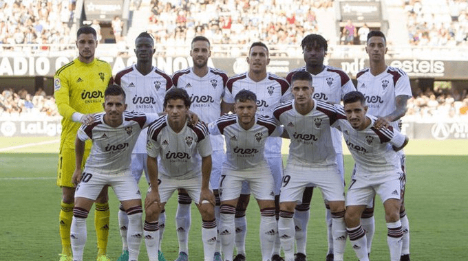Crónica FC Cartagena - Albacete Balompié |El Alba vende cara la derrota