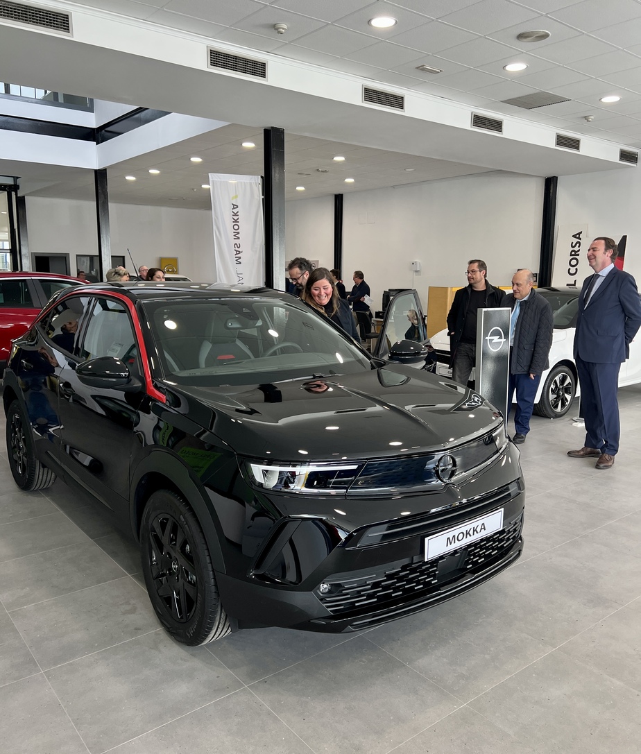 <strong>PROVECAR, concesionario oficial de Peugeot, Citroën y OPEL en Albacete, estrena sus renovadas instalaciones</strong>