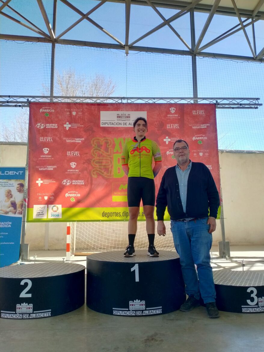 Eugenio Alfaro y Lucía Navarro, campeones de la prueba BTT de Tarazona - Villalgordo