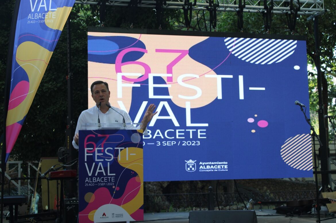 <a><strong>El Ayuntamiento presenta la 67 edición del Festival de Albacete como “el mejor prólogo cultural y artístico para la mejor Feria” </strong></a>