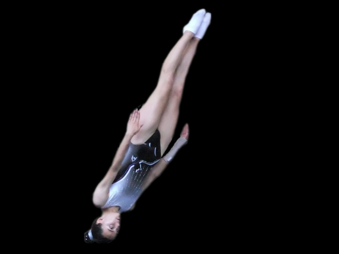 Mundial Gimnasia Trampolín | Carmen Zarzuela se queda primera reserva para la final de doble mini tramp