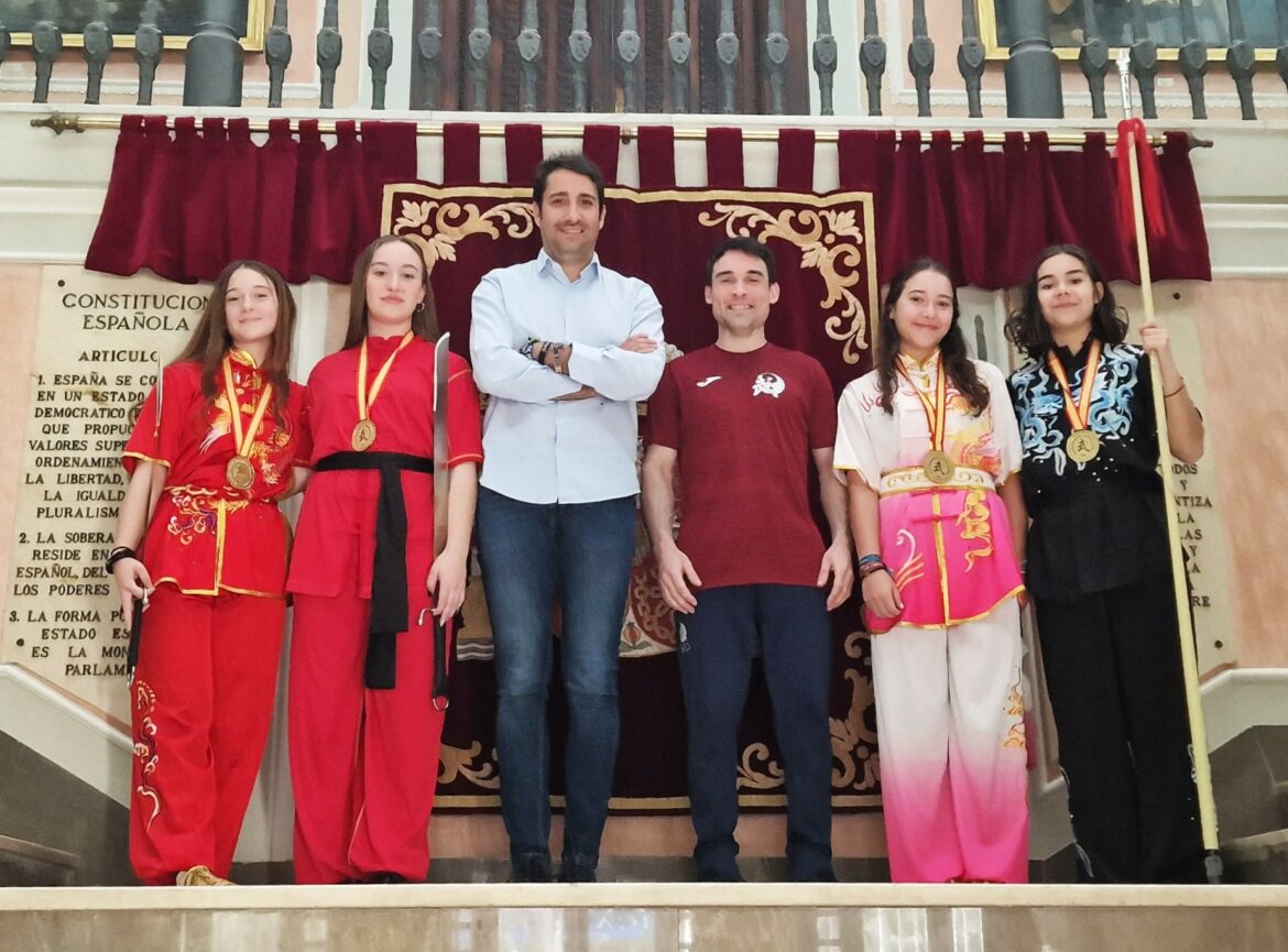 <strong><br>Protagonistas del Club Palas y del Wushu Dàxué Albacete reciben el reconocimiento de la provincia por sus logros deportivos en un 2023 inolvidable</strong>