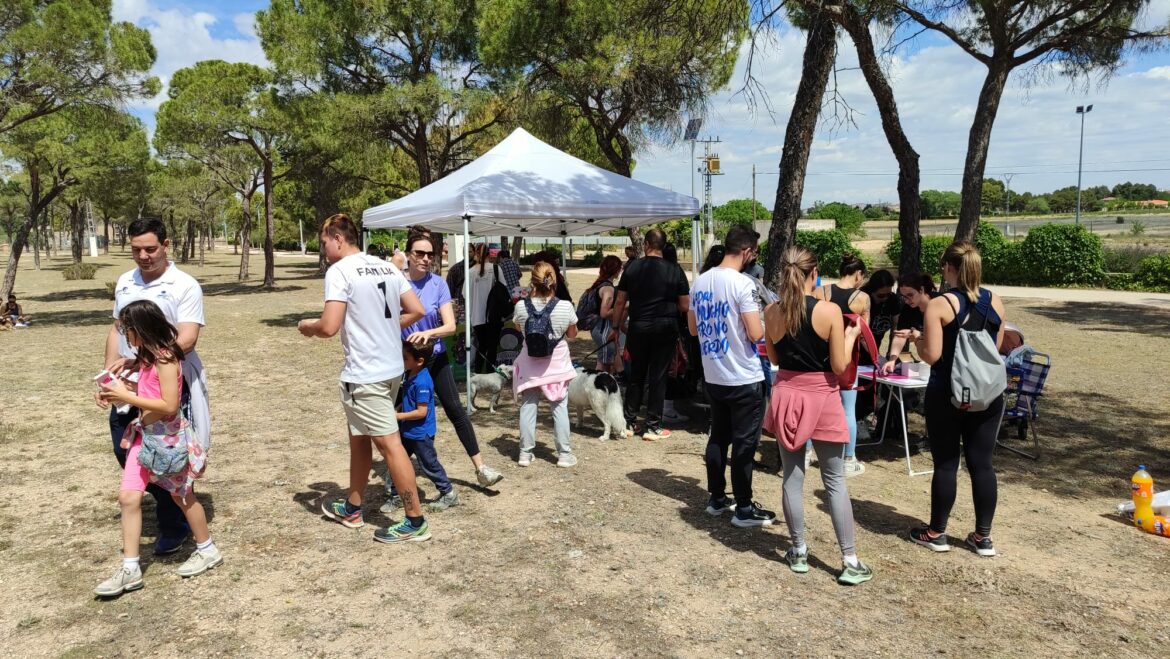 Más de 120 personas participan en el II Entrenamiento Solidario de Dejando Huella Albacete.