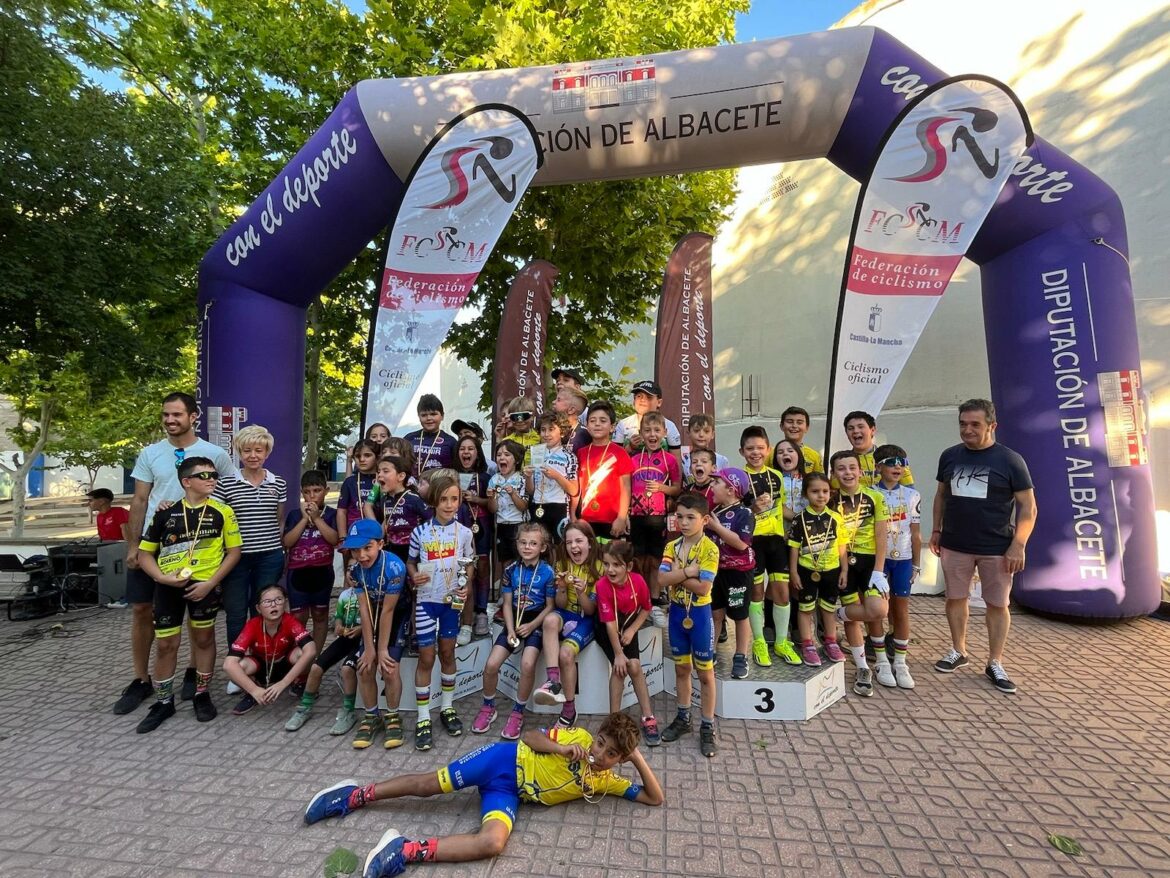 <strong>Madrigueras celebra una jornada de ciclismo en Edad Escolar</strong>