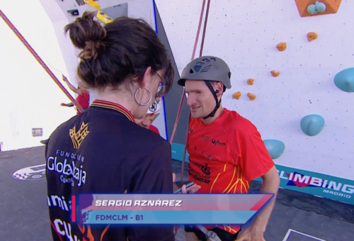 El escalador ciego y con TEA del club Amiab Cuenca Sergio Aznárez, campeón de España de Paraescalada