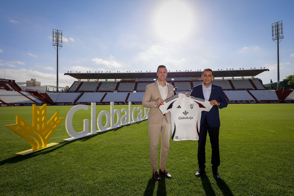 Globalcaja y el Albacete Balompié se<br>convierten en “un mismo equipo” para hacer crecer al club y a nuestro<br>territorio