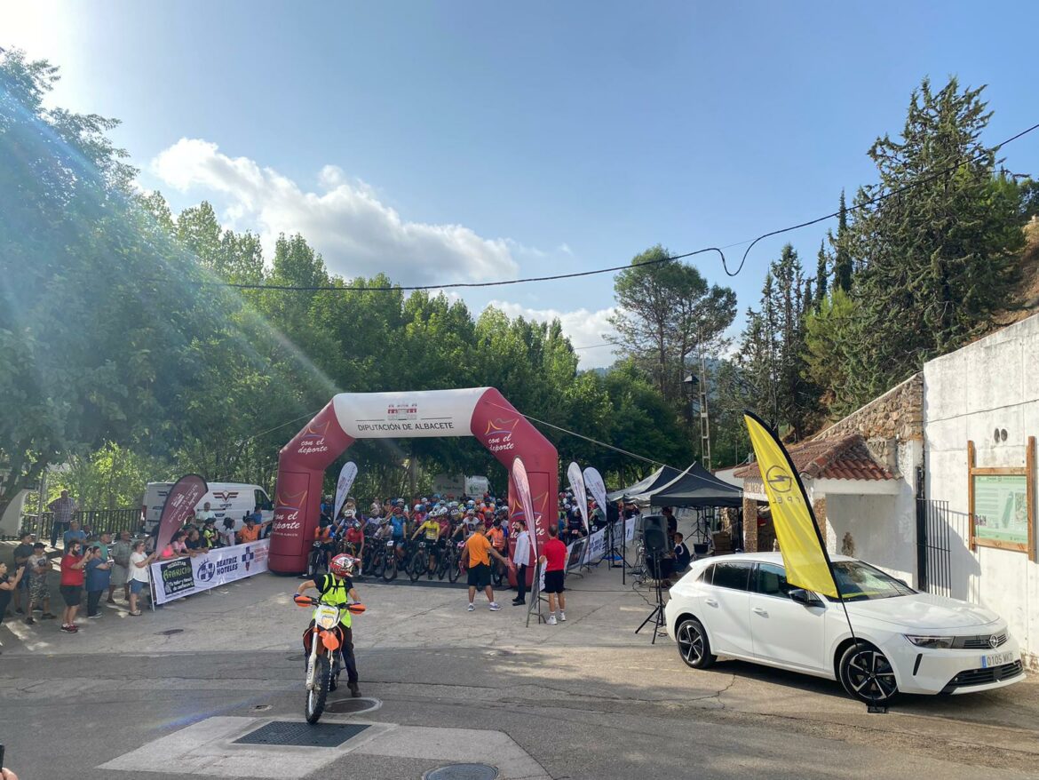 <strong>Juan González y Lucía Navarro ganan la prueba BTT de Villaverde de Guadalimar</strong>