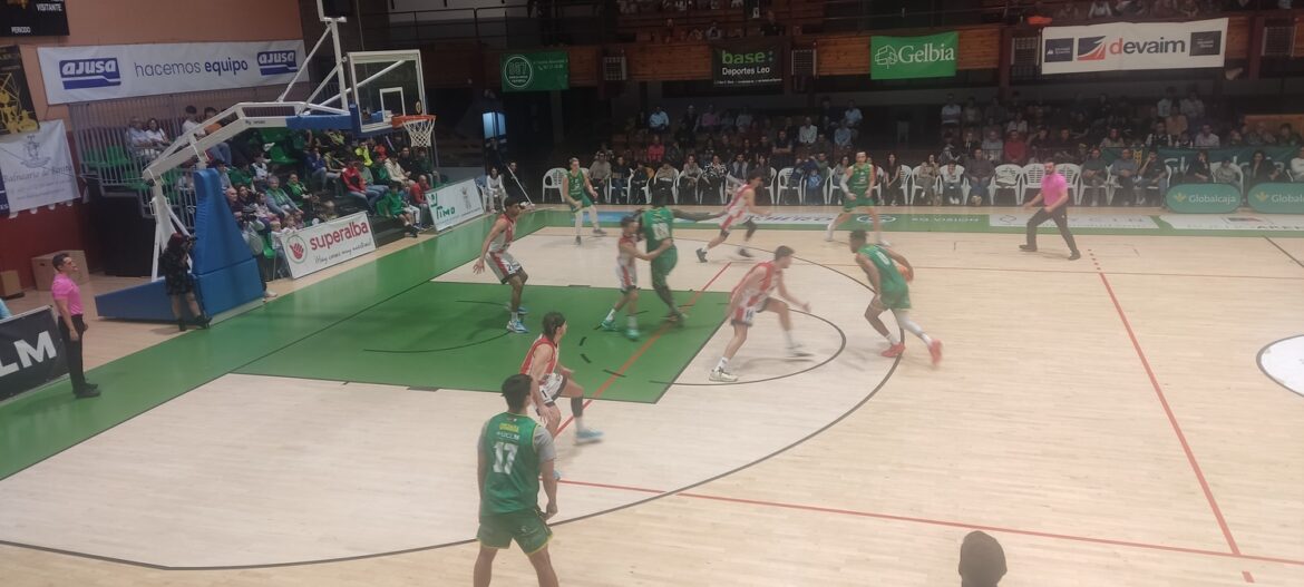 Sufrida primera victoria del Albacete Basket (97-93)