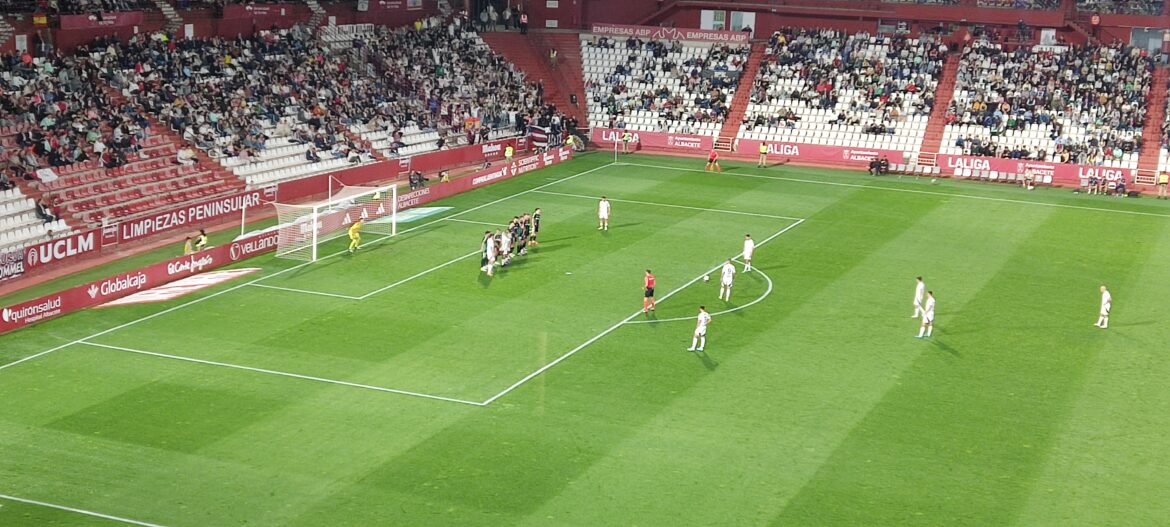 Crónica Albacete Balompié 2 - Burgos CF 0 | El Alba se reencuentra con la victoria