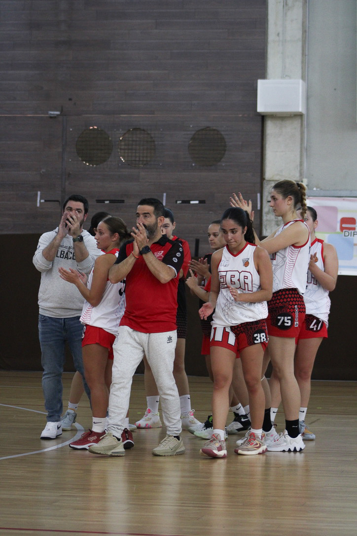 Baloncesto | Los conjuntos senior del EBA lograron sendas victorias