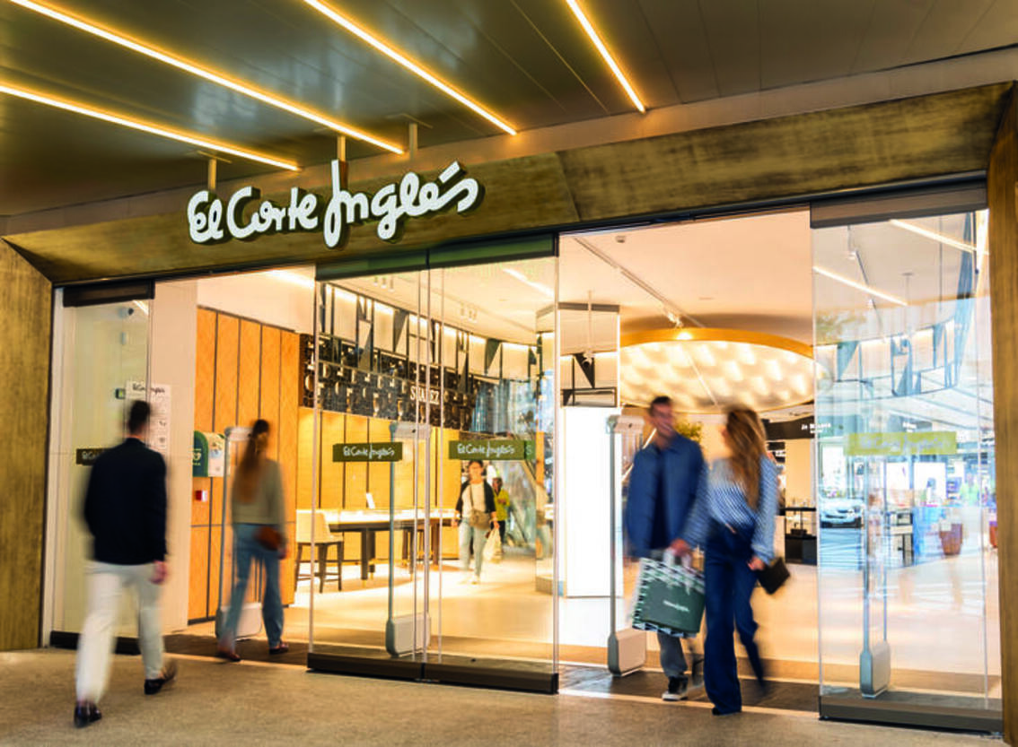 El Corte Inglés refuerza con 6.000 contrataciones las áreas de venta y logística esta campaña de Navidad