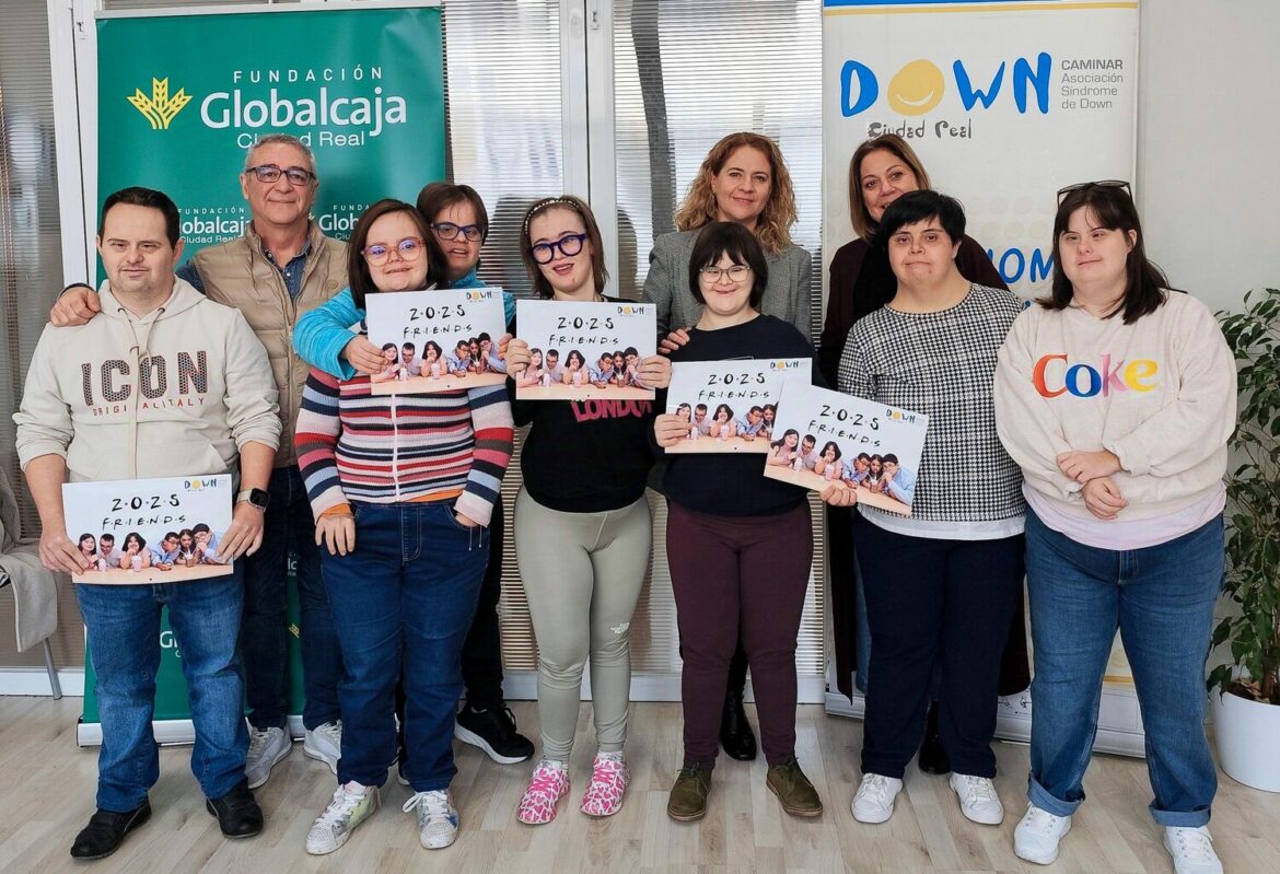 <strong>La Fundación Globalcaja colabora con el calendario de Down Caminar</strong>