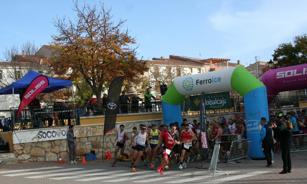 Grego Díaz y Eva Moreno se estrenan en la XI Carrera Popular de Socovos