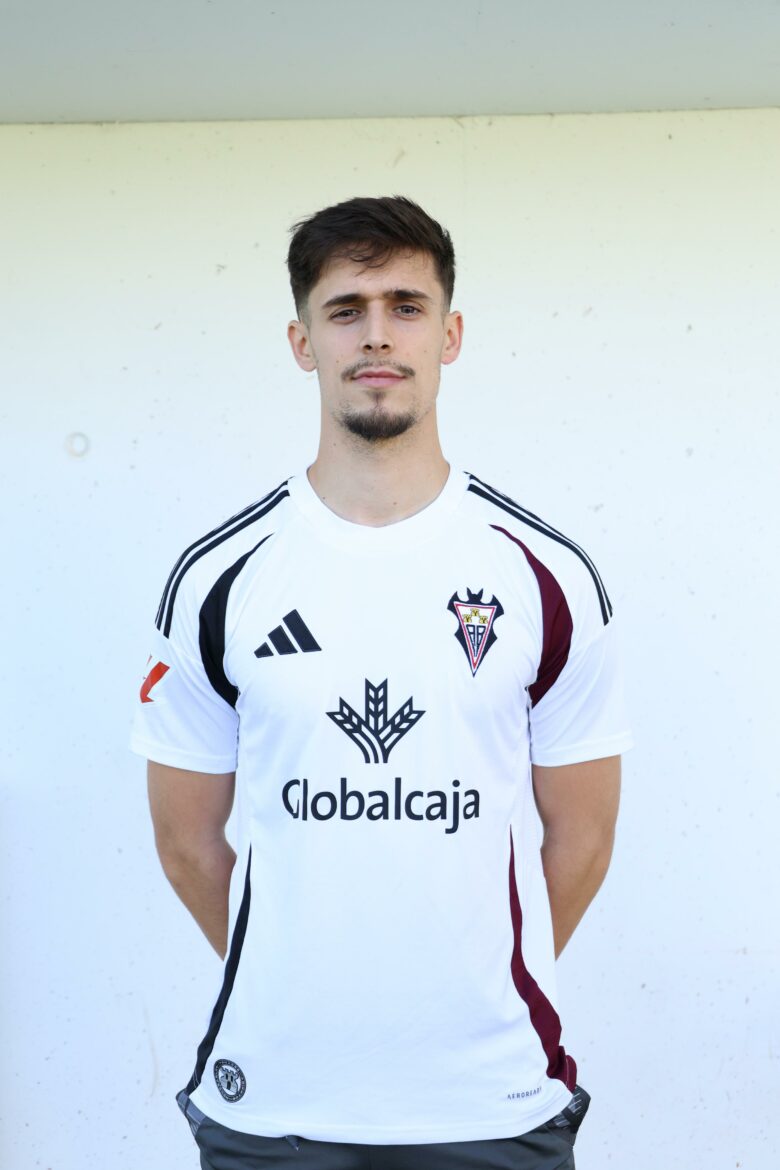 El Albacete Balompié ficha al central Pepe Sánchez