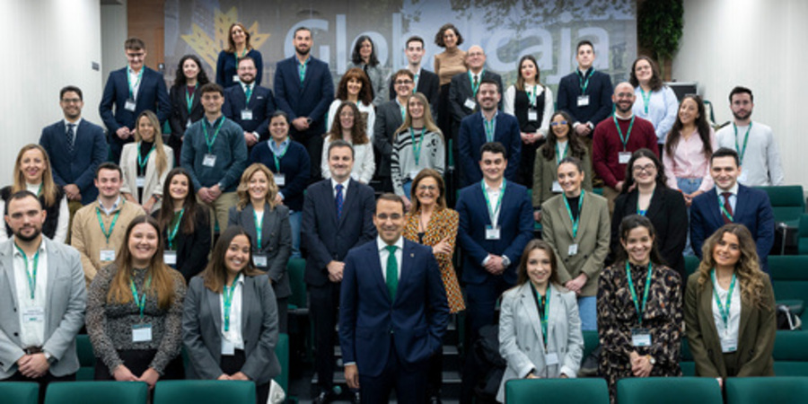 <strong>Un total de 49 jóvenes se incorpora a Globalcaja a través de Globaltalent, el programa de la entidad para impulsar su carrera profesional</strong>