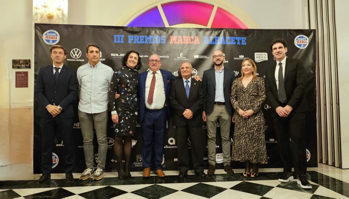 <strong>La Diputación de Albacete recoge el galardón como ‘Mejor Prueba Provincial’ para la Gran Fondo Sierra de Alcaraz</strong>