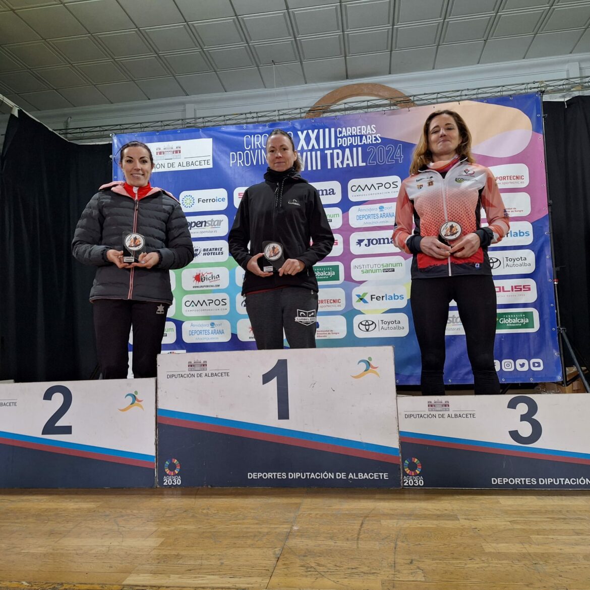 Trail y Carreras Populares| Manuel Gutiérrez e Irene Ruiz ganan la Carrera Popular 10K de Villarrobledo