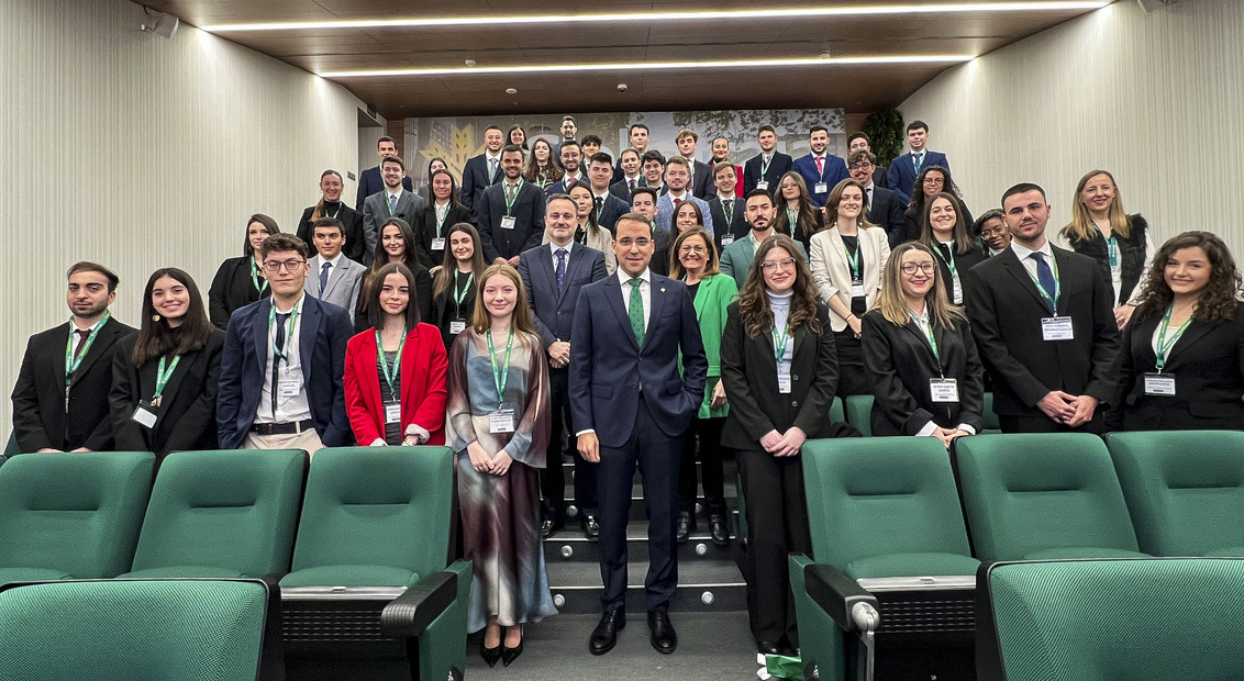 <strong>Globalcaja da la bienvenida a los primeros estudiantes de 2025 participantes en su programa de becas ‘Oportunidad al Talento’</strong>