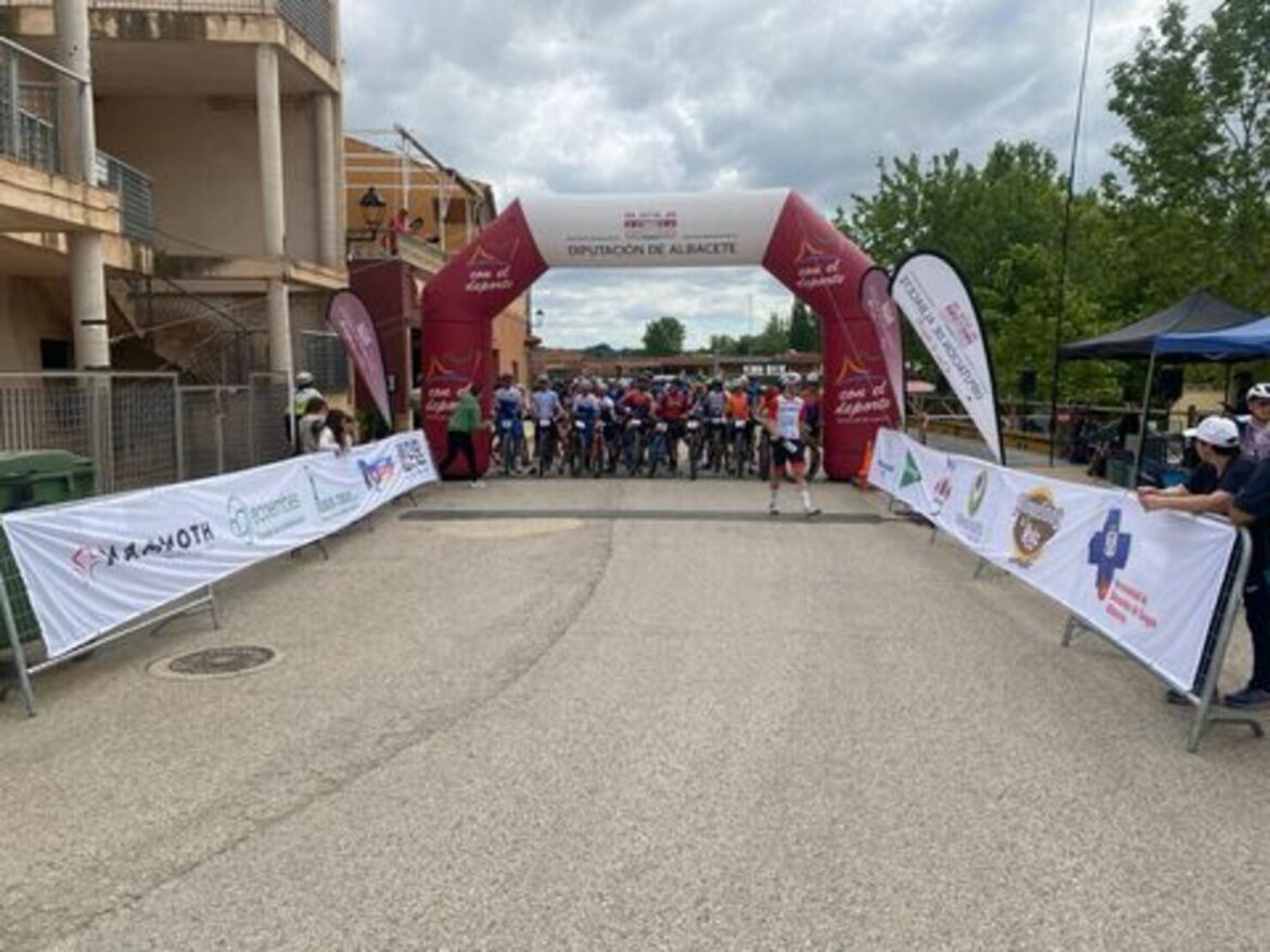 <strong>Victoria y liderato para Javier Jiménez en la BTT de Villalgordo del Júcar</strong>