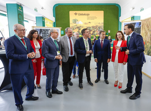 Globalcaja demuestra su implicación con el sector agroalimentario apoyando EXPOVICAMAN desde sus orígenes