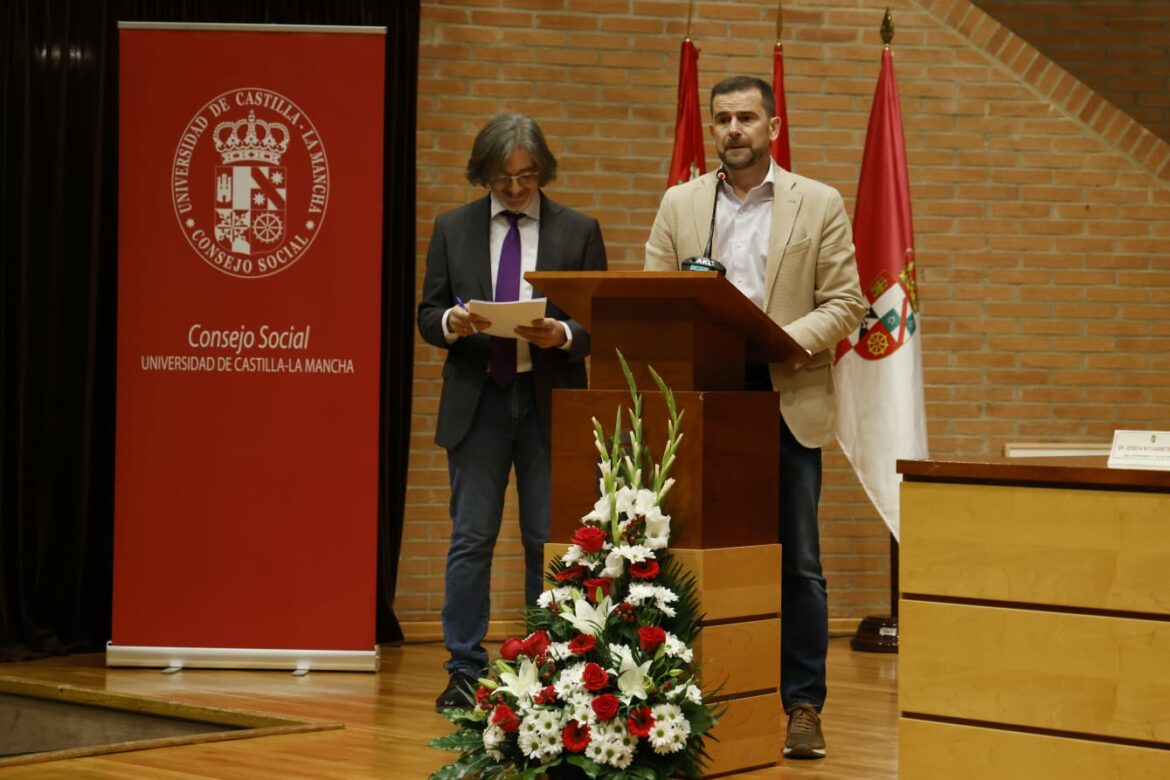 Amiab recoge el Reconocimiento del Consejo Social de la UCLM orgullosa del trabajo conjunto