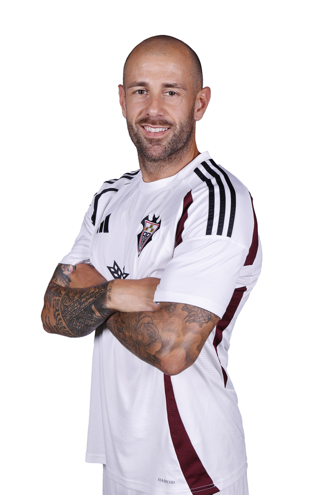 Jon García será operado de una lesión en la rodilla y se perderá el resto de temporada