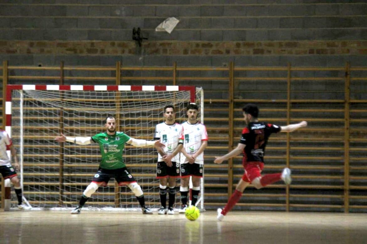 Insuficiente victoria del Albacete FS en Fuente del Maestre (1-6)