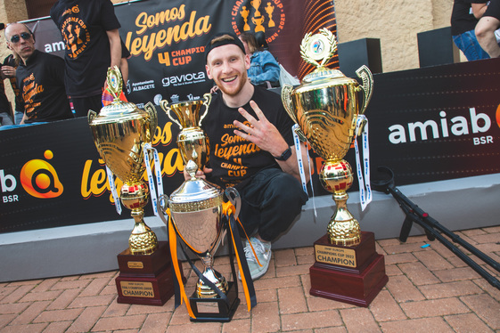 <strong>Albacete fue una fiesta por la celebración de la cuarta Copa de Europa del BSR amiab Albacete </strong>