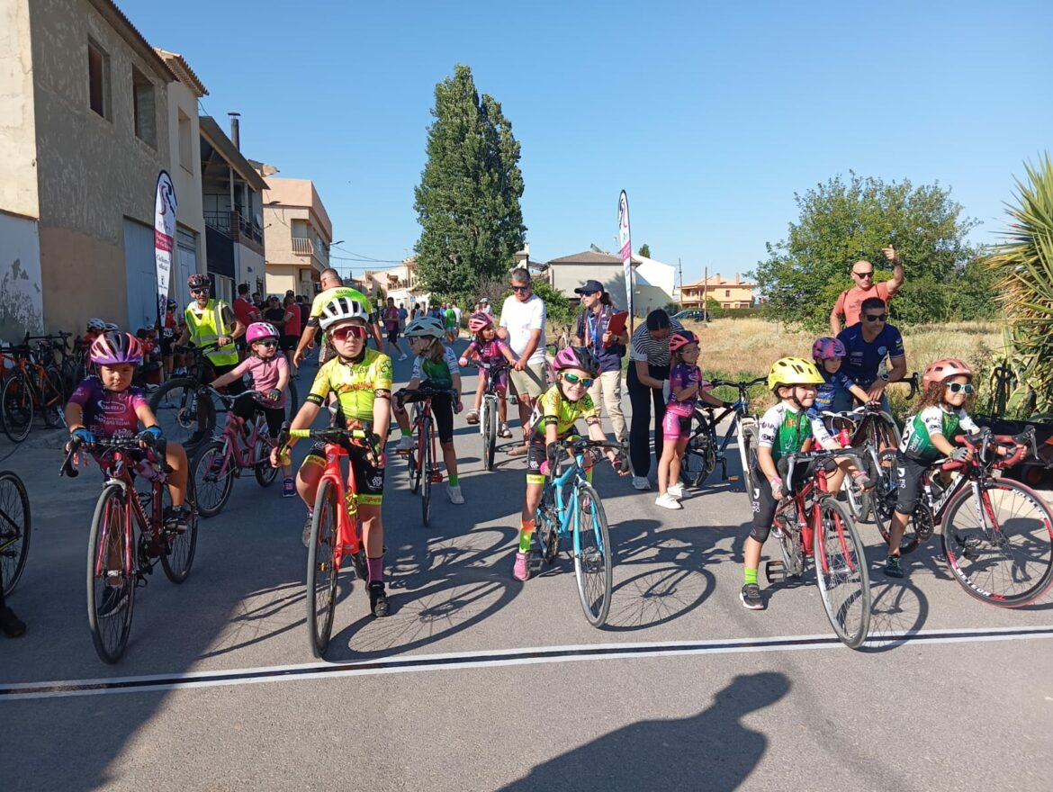 Castilla-La Mancha ‘Somos Deporte’ 2024-2025 | <strong>Éxito en el II Trofeo de Escuelas Acueducto de Albatana</strong>