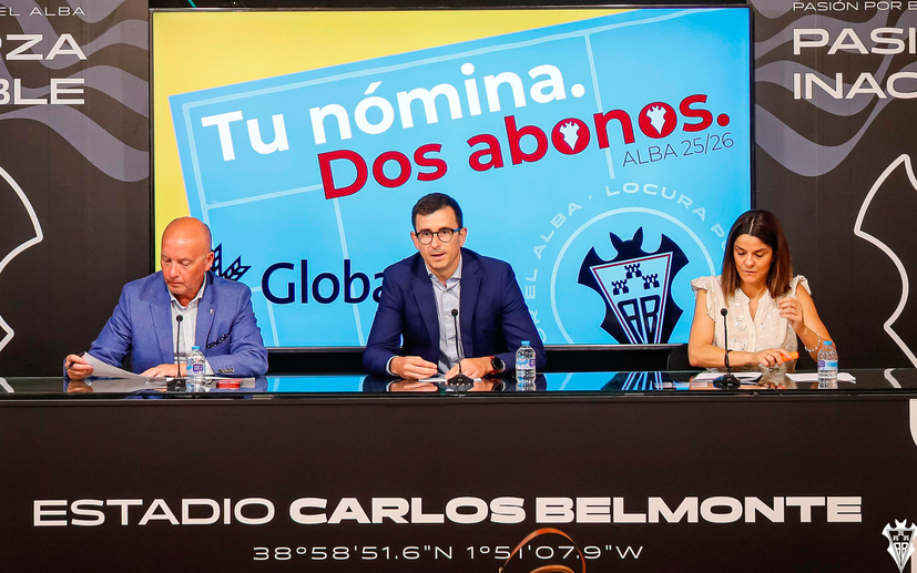 <strong>Globalcaja ofrece dos abonos para el Albacete Balompié a quienes domicilien su nómina en una nueva muestra de apoyo a la afición</strong>