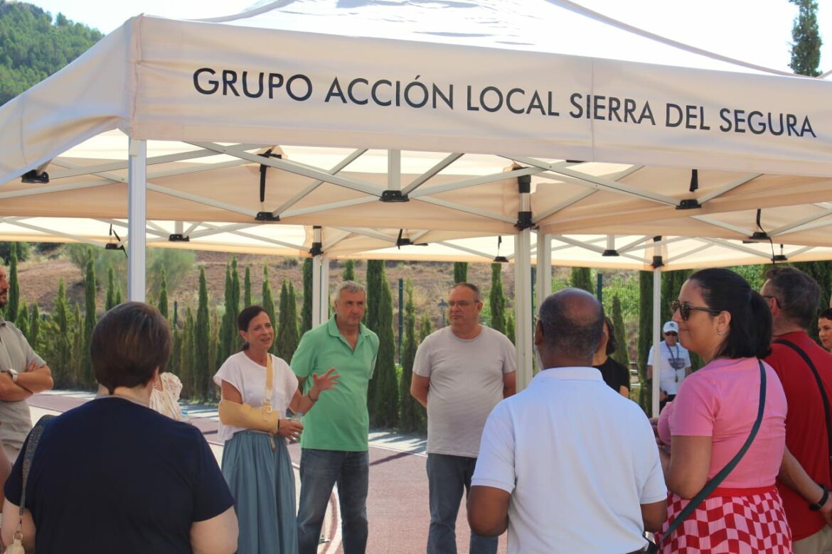 La Diputación de Albacete reafirma su respaldo al desarrollo rural y al turismo sostenible en la Sierra del Segura
