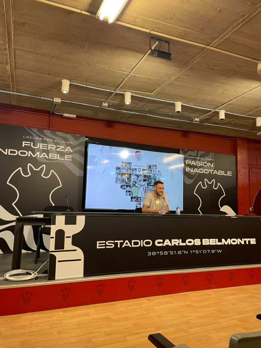 Rueda de prensa Higinio Marín