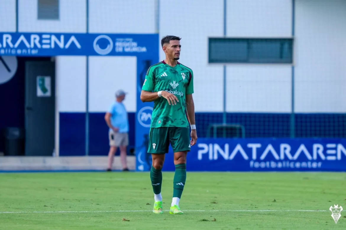 Oficial. Nabil deja de ser jugador del Albacete Balompié