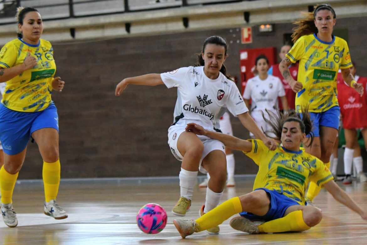 El Globalcaja Albacete FS vende muy cara su derrota ante el potente Salesianos Puertollano (2-3)