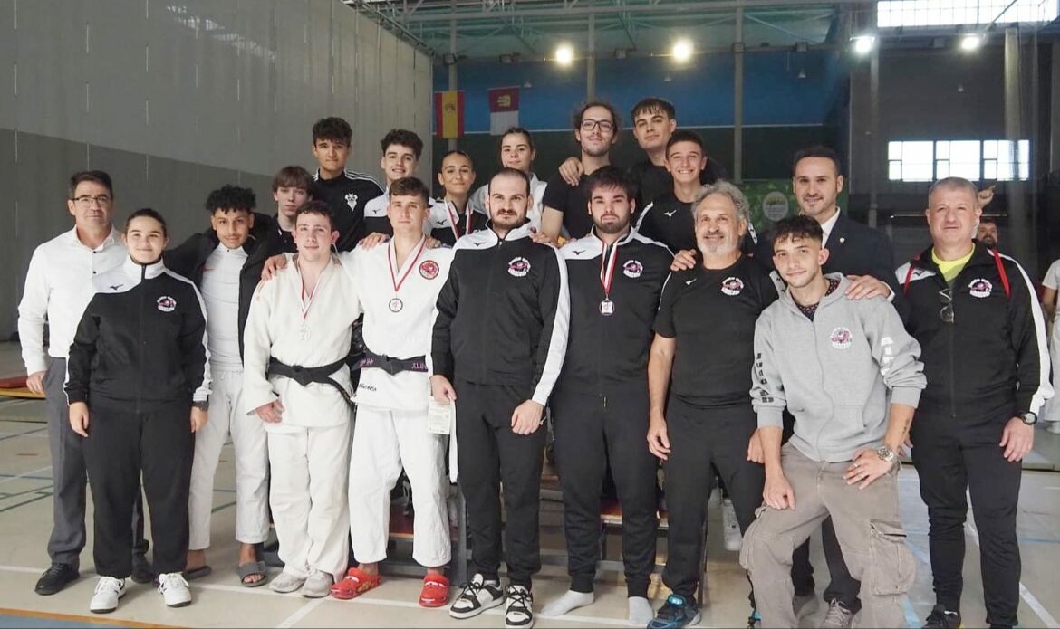 Judo | Un oro y tres bronces para los judocas albaceteños en el Campeonato regional Judo | Un oro y tres bronces para los judocas albaceteños en el Campeonato regional