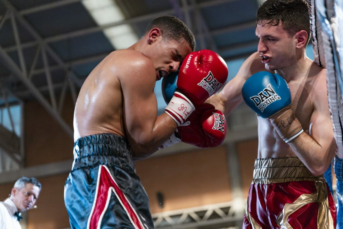 Boxeo | Alejandro Muñoz disputa el cinturón de la Comunidad Valenciana
