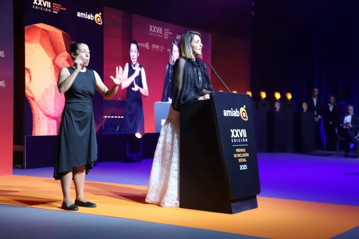 <strong>Amiab entregó sus XXVII Premios a la Inclusión en una gala anual para el recuerdo</strong>