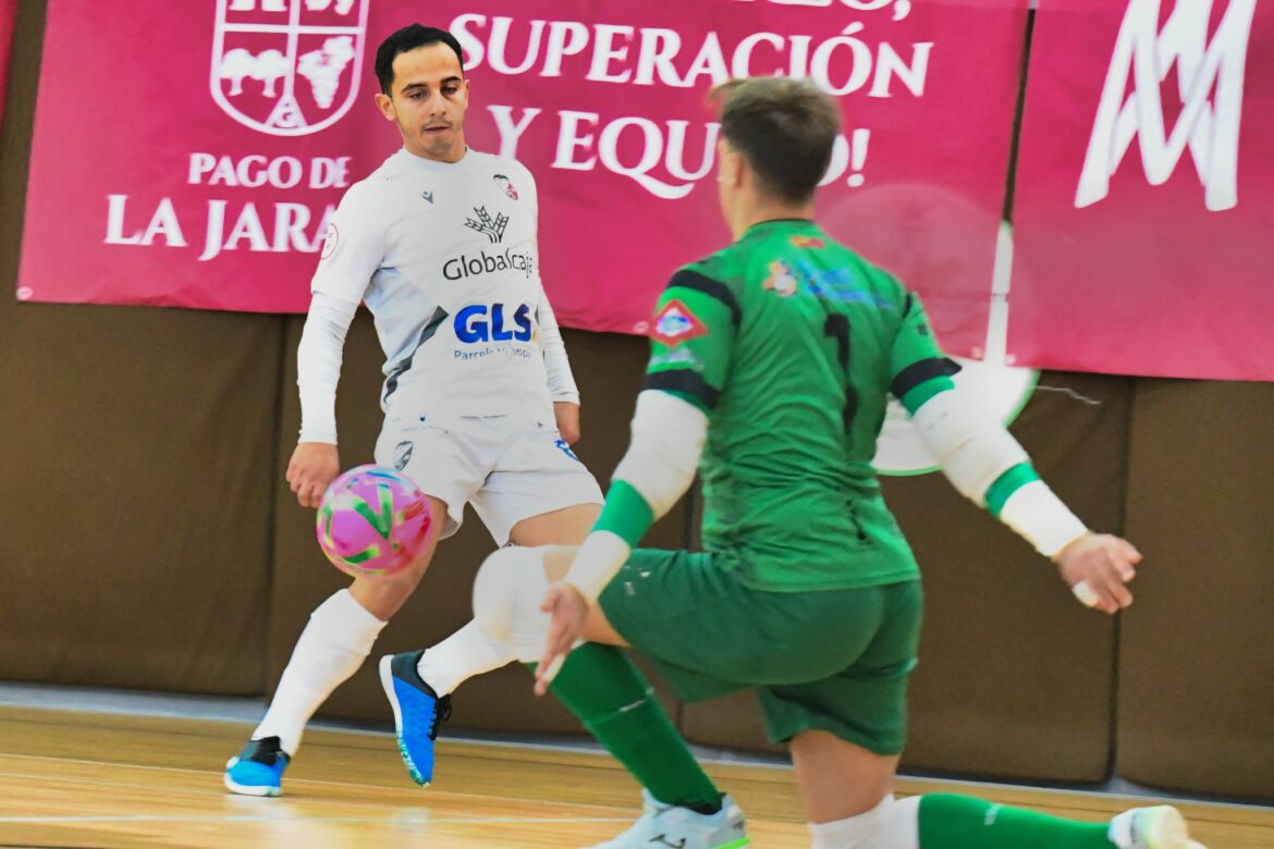 El Albacete FS sigue de dulce y vence al Dehesa Villalba (2-1)