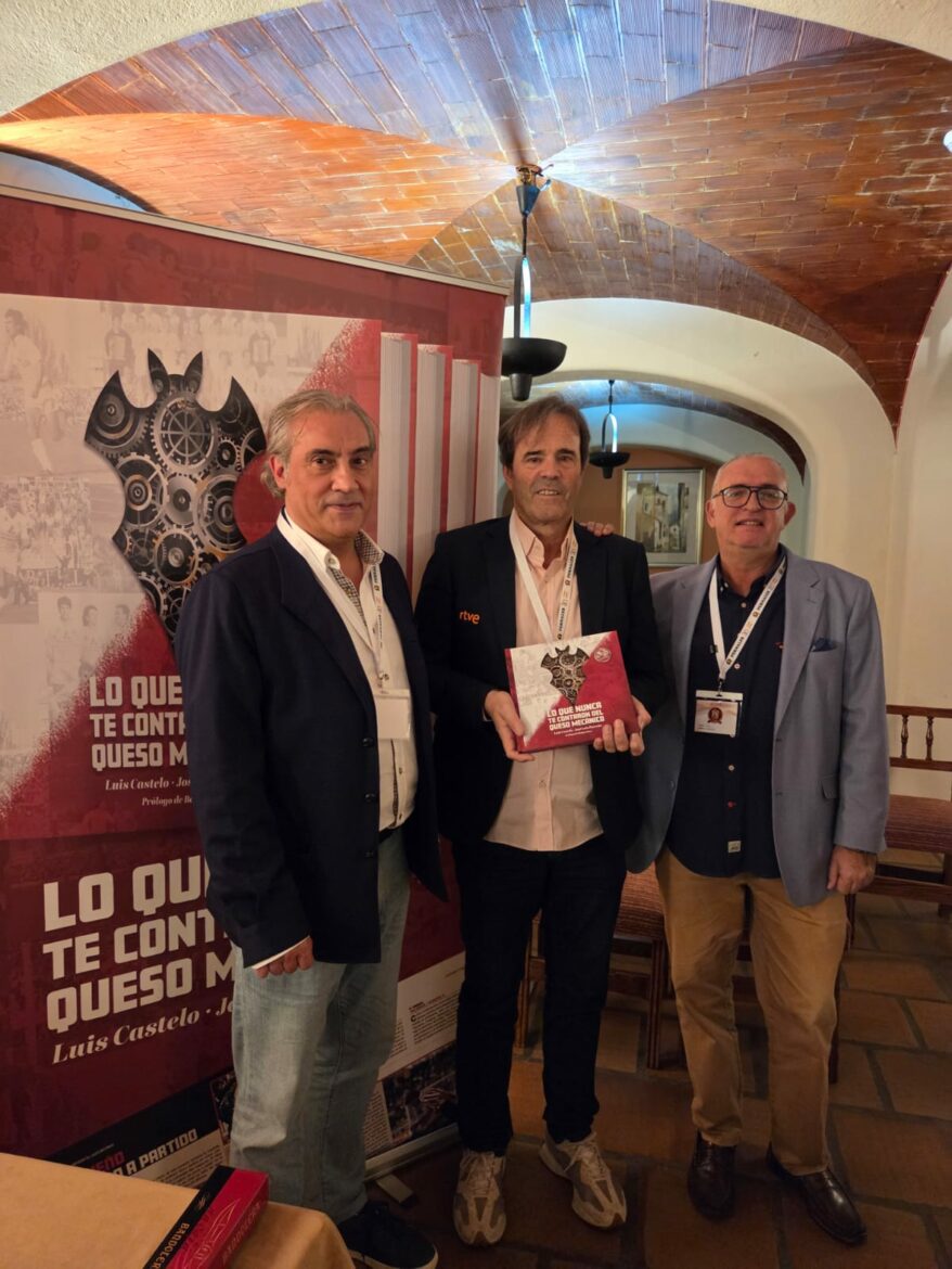El director de Radio Marca Albacete Luis Castelo, homenajeado en el 30 aniversario de la Peña Pernales Sur