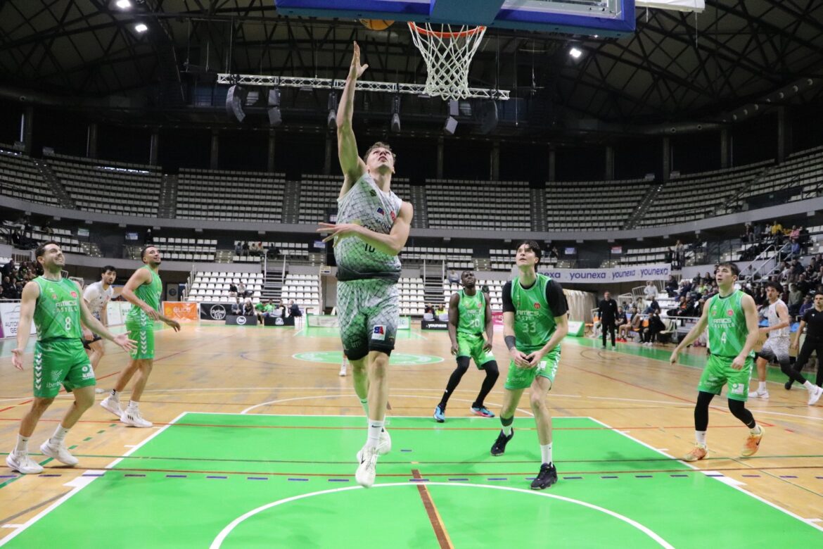 El Bueno Arenas Albacete Basket saca su garra en Castellón, pero no consigue hacerse con la victoria (78-66) El Bueno Arenas Albacete Basket saca su garra en Castellón, pero no consigue hacerse con la victoria (78-66)