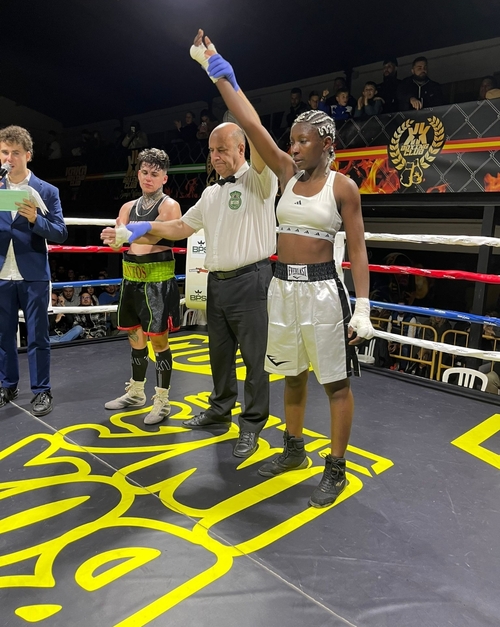 Boxeo | Stephanie Sangou brilla en Sevilla
