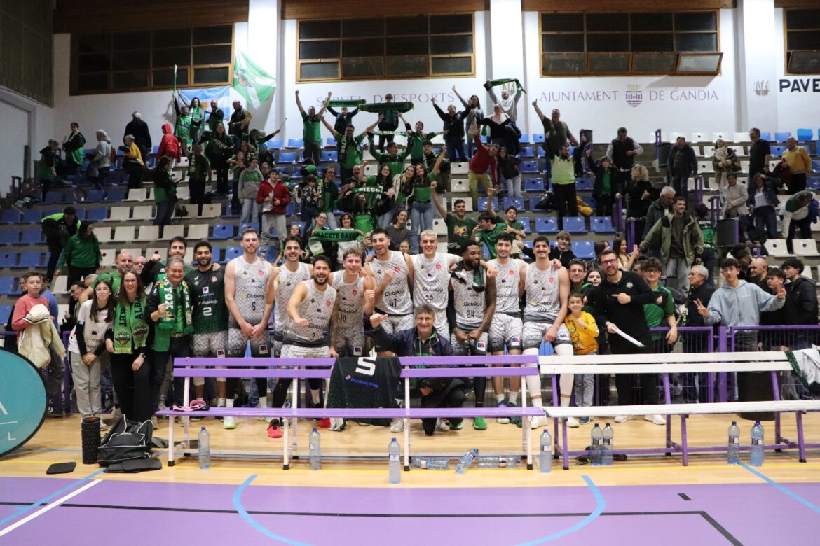 El Bueno Arenas Albacete Basket se pone líder tras ganar al Proinbeni UPB Gandía en su casa (99-103) El Bueno Arenas Albacete Basket se pone líder tras ganar al Proinbeni UPB Gandía en su casa (99-103)