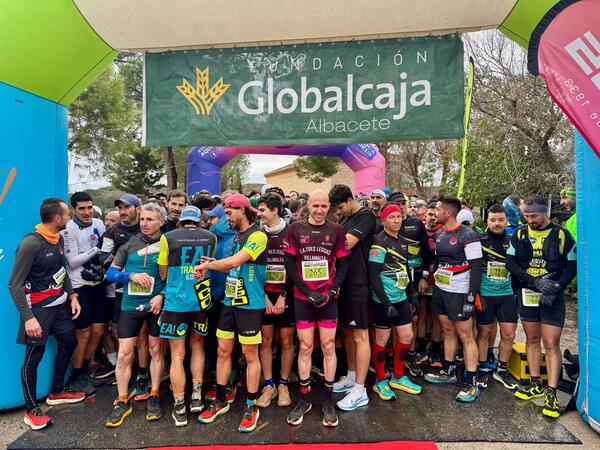 <strong>Marofit y Eva Moreno reinan en Balazote; Hernández Navajas y Silvia García se imponen en el estreno del Trail de Jorquera</strong>