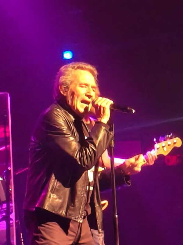 <strong>UN MAGISTRAL MIGUEL RÍOS LLENÓ EL TEATRO CIRCO CON VIEJOS TEMAS Y BELLAS CANCIONES</strong> <strong>UN MAGISTRAL MIGUEL RÍOS LLENÓ EL TEATRO CIRCO CON VIEJOS TEMAS Y BELLAS CANCIONES</strong>