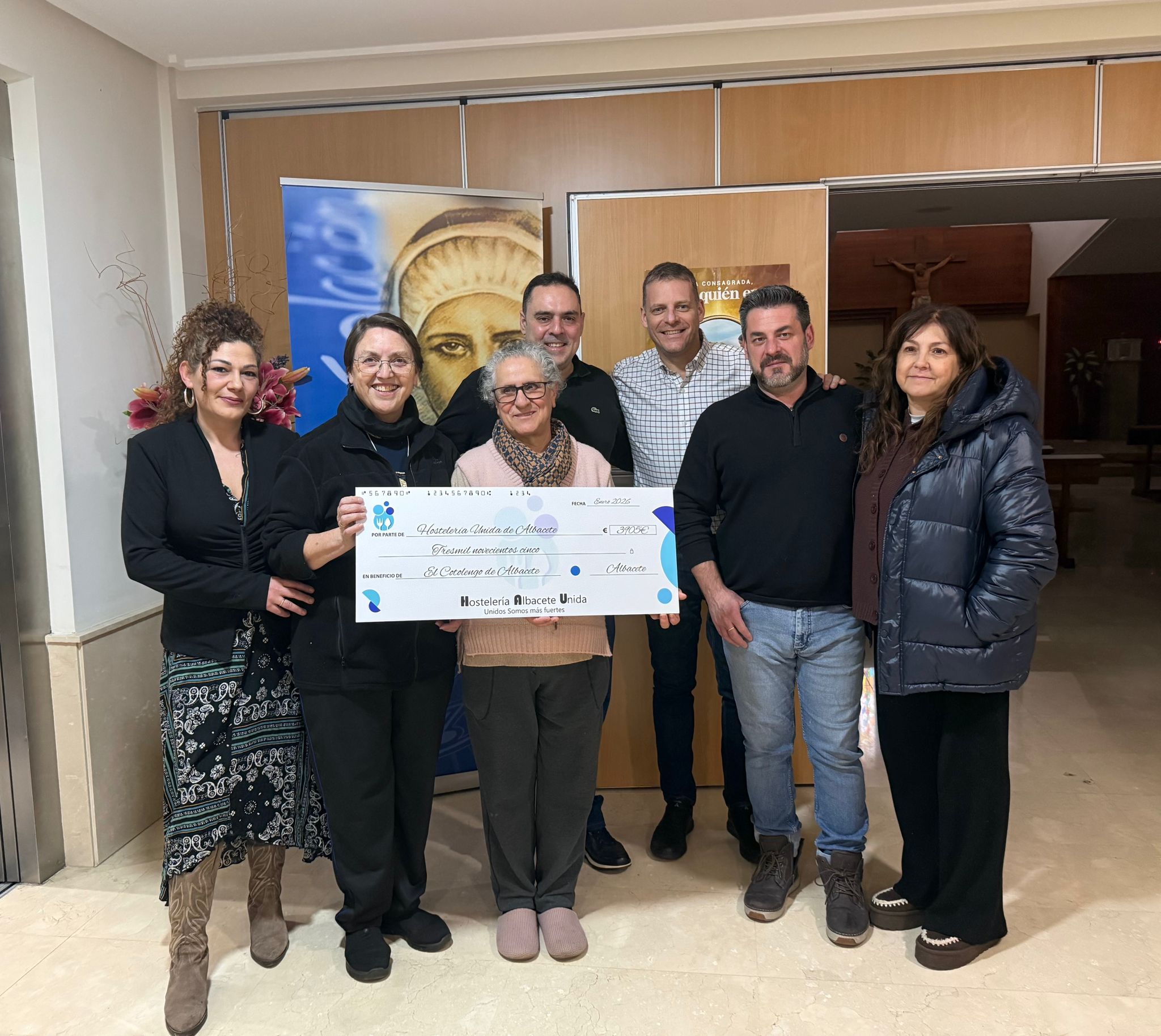 Hostelería Albacete Unida entrega 3.905 € a El Cotolengo de Albacete