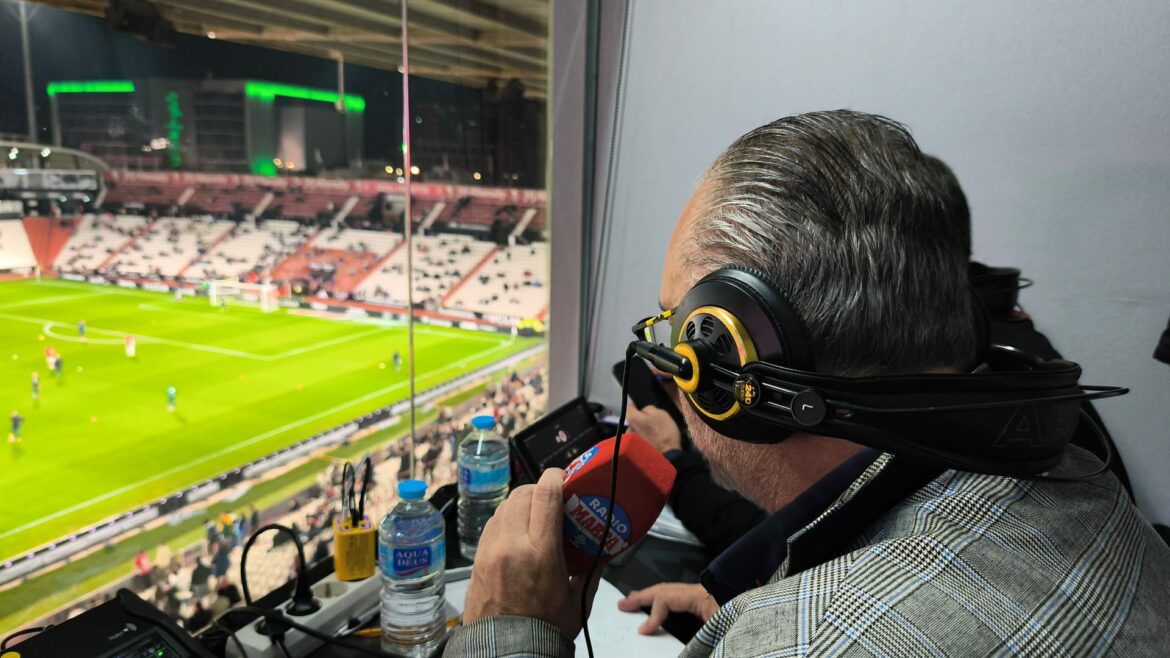 El Albacete se queda sin premio en el descuento: el Almería empata en el Carlos Belmonte El Albacete se queda sin premio en el descuento: el Almería empata en el Carlos Belmonte